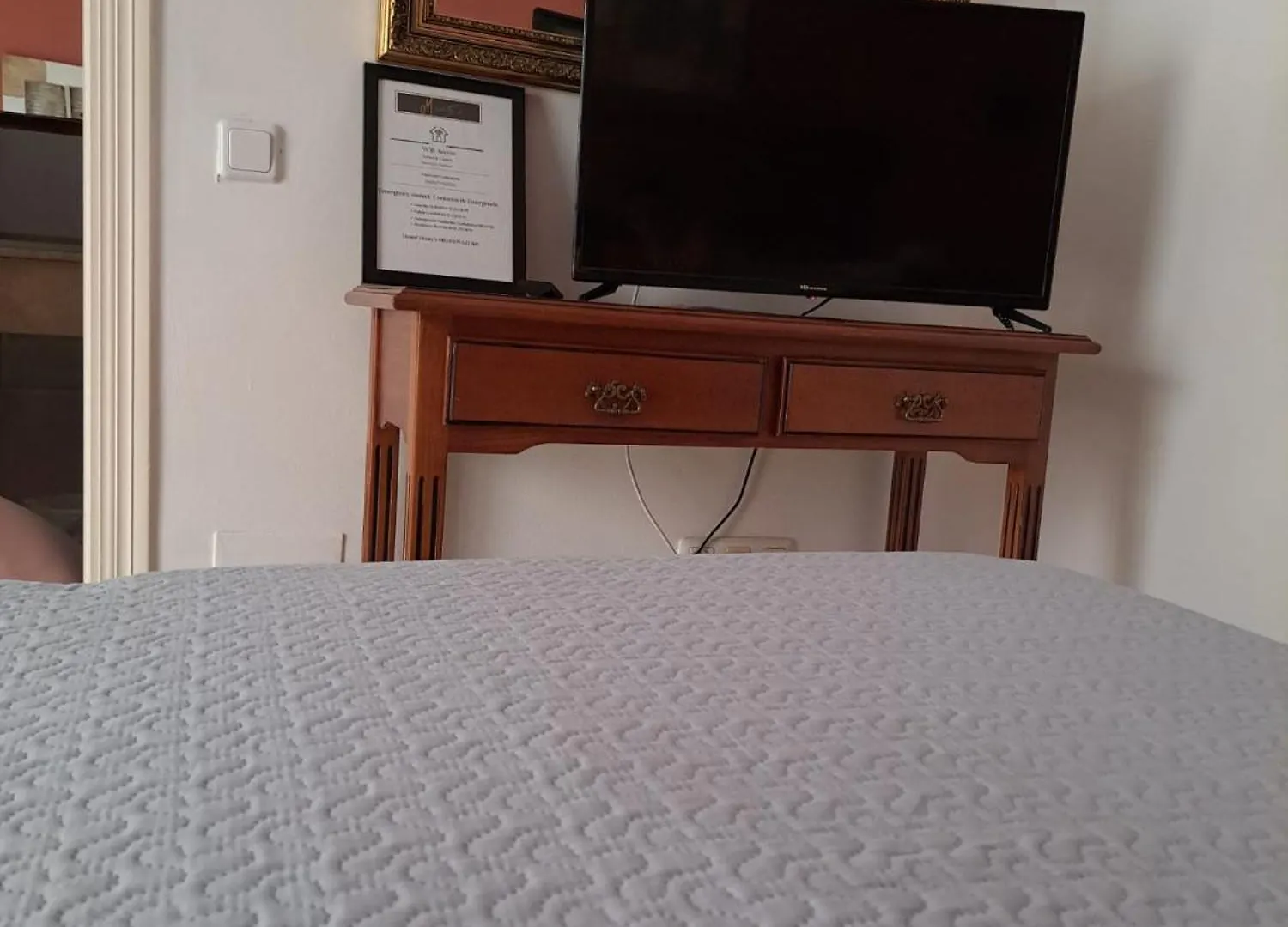 Hostal Montys Nerja 0*,  Hiszpania