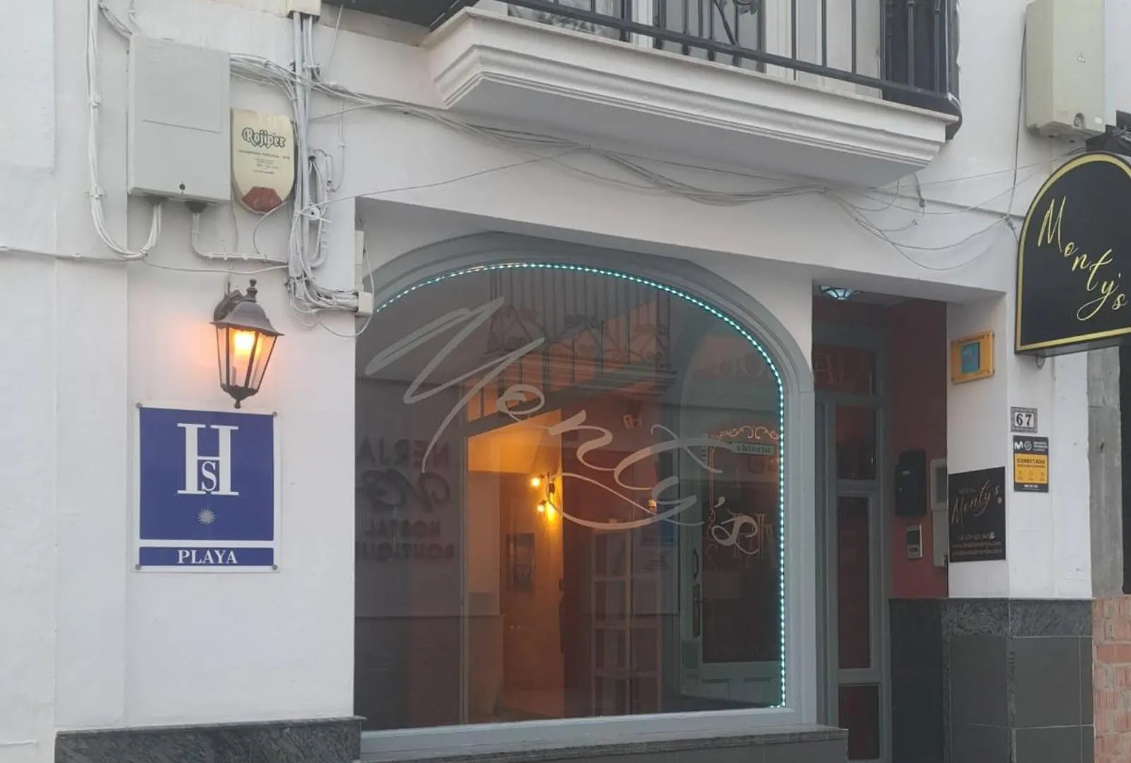 Hostal Montys Nerja Espagne