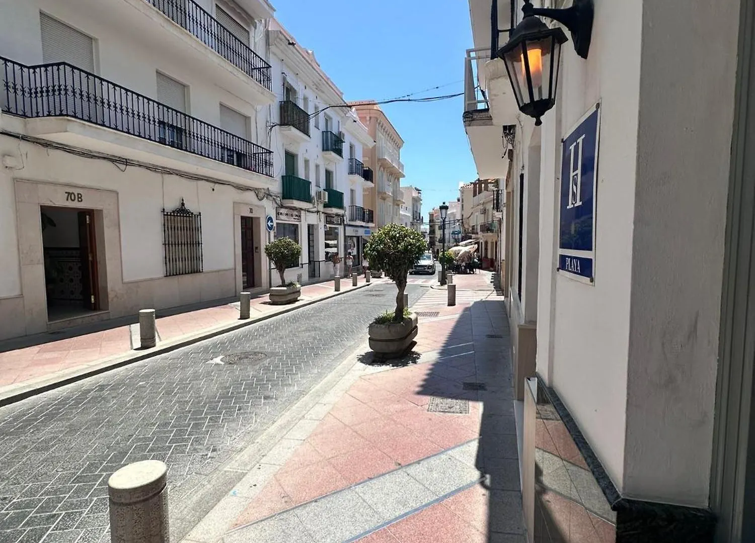 Hostal Montys Nerja 0*,